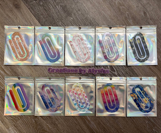 Paperclip bookmarks