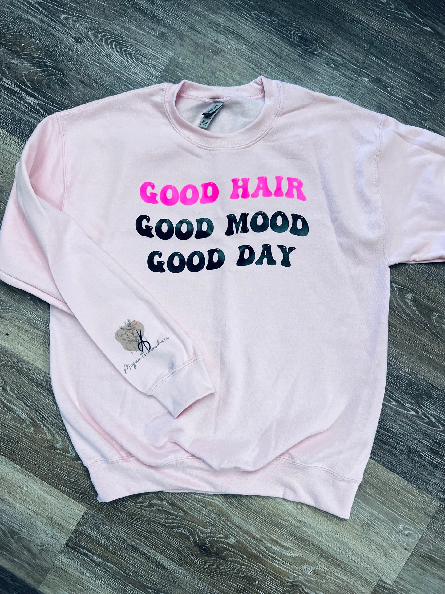 Logo apparel